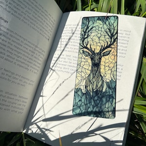 Deer Bookmark - Handcrafted Wildlife Bookmark, Nature-Inspired Design, Perfect Gift for Animal Lovers