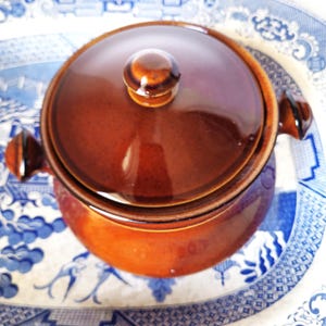 Vintage Brown Glaze Stoneware Soup Bean Pot with Handles and Lid, Stoneware Crock Pot with Lid, Oven to Table Stoneware