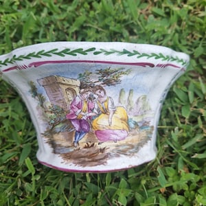 French Lille 1767 Faience Bouquetière Tulip Wall Pocket Vase, France 18th Century Flower Wall Planter Brocante Garden Room Decor