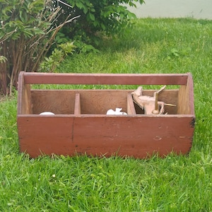 Vintage Large Barn House Wood Tool Box Caddy, Old Wooden Sectioned Tool Box, Farmhouse Tool Carrier, Garden Caddy Box, Artist Painter Caddy