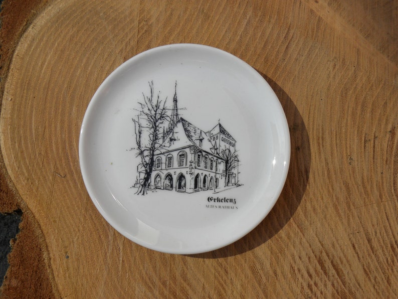 Souvenir Ceramic plate Erkelenz Altes Rathaus Mini Collector Plate Germany, German Souvenir Plate image 3