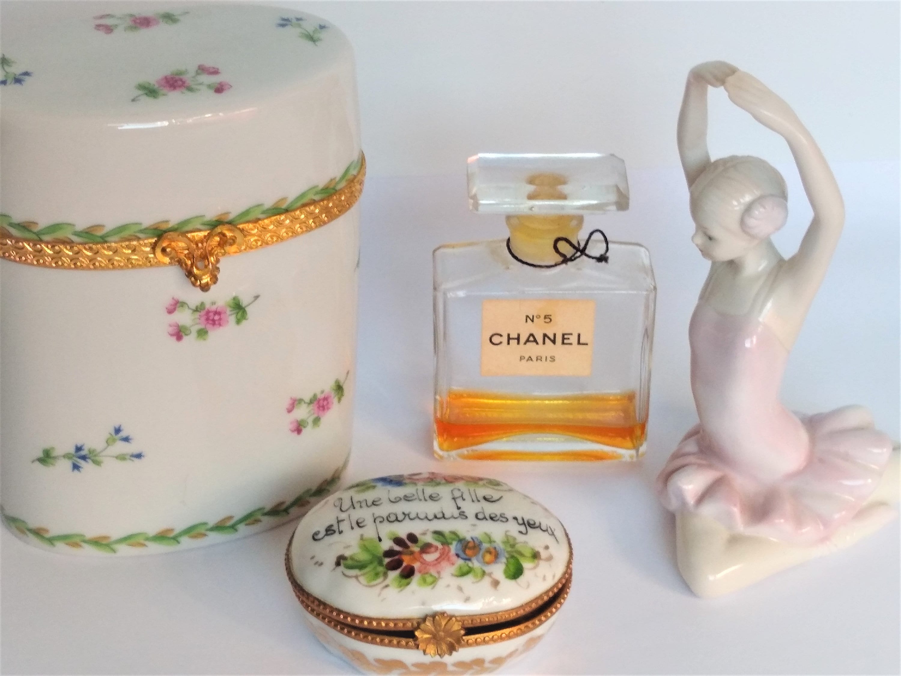 CHANEL, Bath & Body, Used Vintage Chanel No 5 Partially Full Bottle 96s  Eau De Cologne
