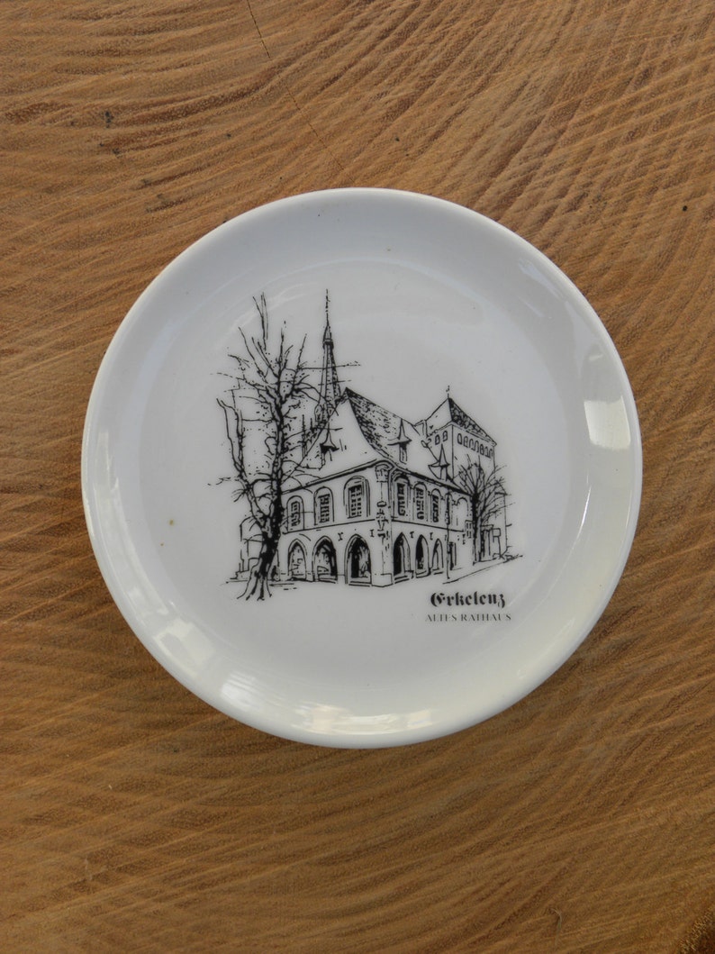 Souvenir Ceramic plate Erkelenz Altes Rathaus Mini Collector Plate Germany, German Souvenir Plate image 1