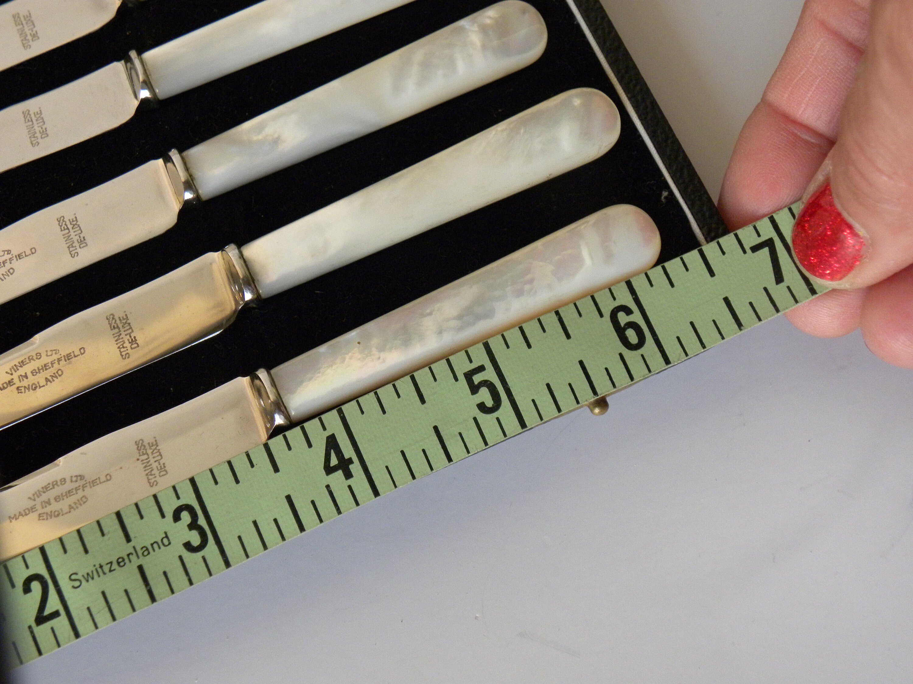 Antique Viner's Sheffield England Mother of Pearl Knife Set