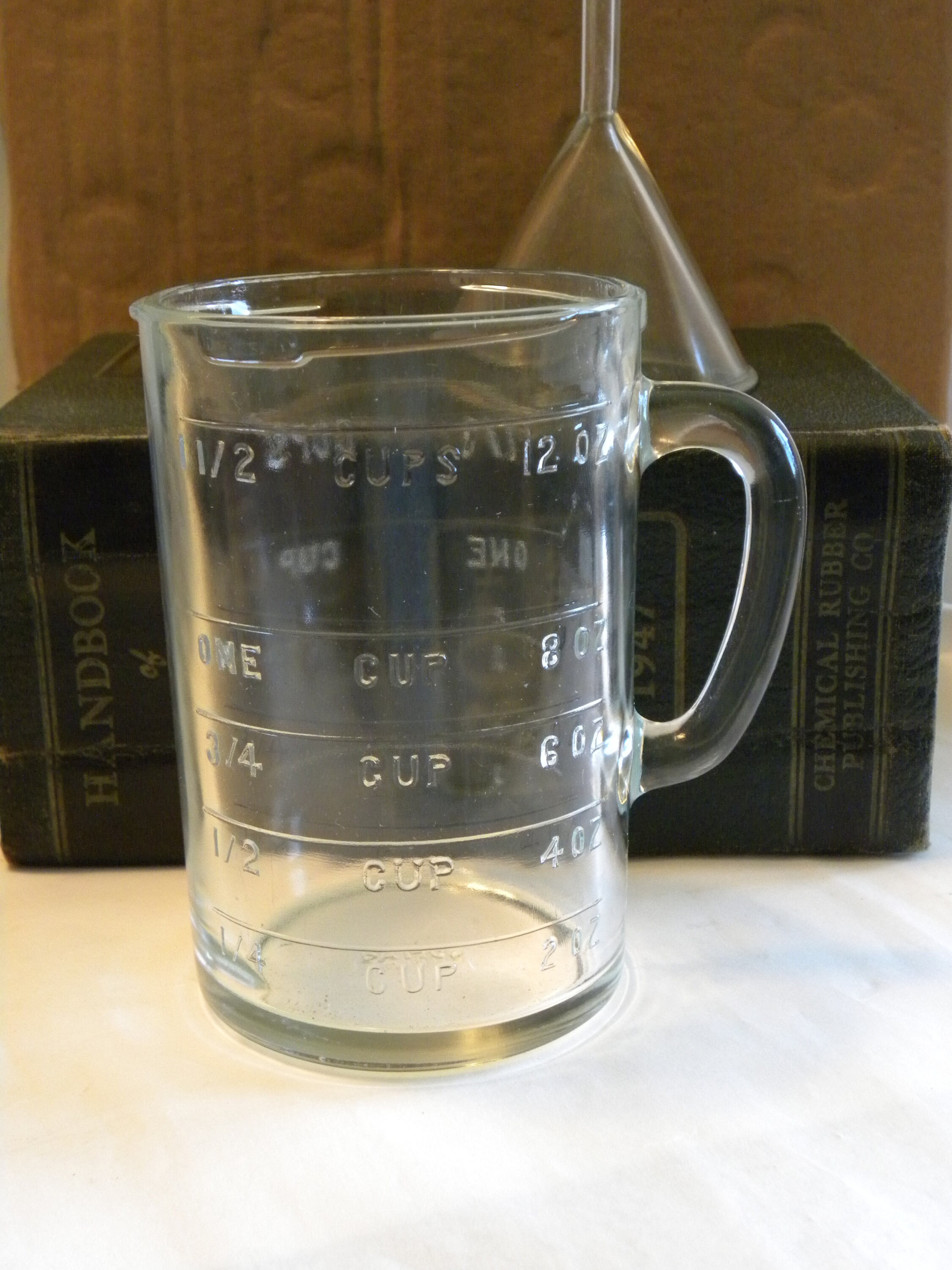 Pyrex Glass Chemistry Measuring Cup 12 Oz Pyrex Glass 