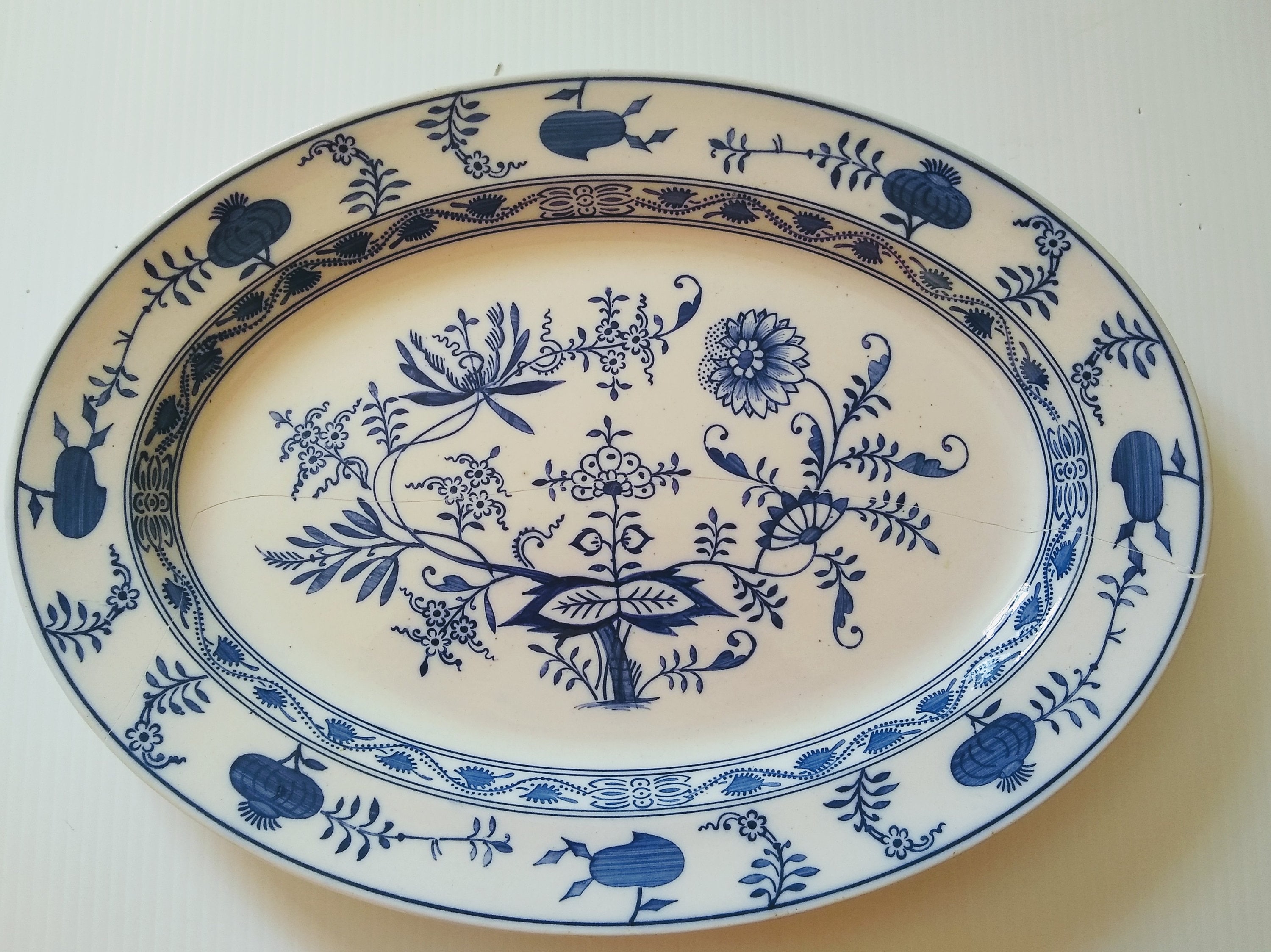 Blue and white platter cheap