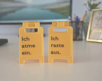 Geschenk für Kollegen - lustiger Spruch für Kollegen - Ich atme ein, ich raste aus - Schild - Geschenk Mitarbeiter - Büro Deko - Office