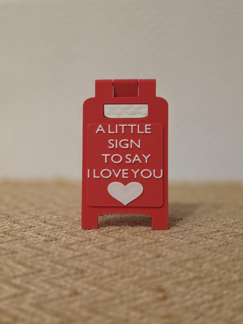 I love you - Schild - Geschenk für Sie - kleine Aufmerksamkeit - Geschenk für Ehemann- Herz Deko - Liebe - Geschenk für Ihn image 1