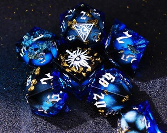 Liquid Core DnD Dice Set for Magic Game, Full Dungeons and Dragons Dice Set for DnD Gifts, Koi Fish Table Top D&D Dice Set