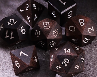 Ensemble de dés D&D en bois de noyer noir pour jeu de magie, ensemble de dés Donjons et Dragons complets pour RPG, ensemble de dés D&D en bois unique