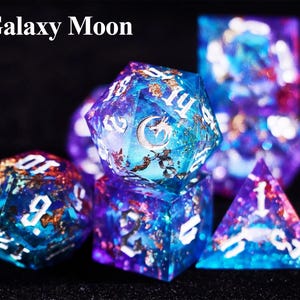マジックゲーム用の光沢のあるギャラクシーリキッドコアダンジョンズアンドドラゴンズダイスセット、RPG用のダークムーンダンジョンズアンドドラゴンズダイスセット、ユニークなリキッドコアD＆Dダイスセット Galaxy Moon