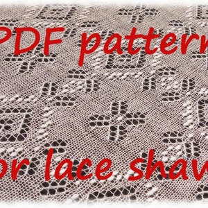 Könnte beinhalten: Nahaufnahme eines weißen Spitzen-Schals mit einem zarten Muster. Der Text "PDF pattern for lace shawl" ist in roten Buchstaben auf dem Schal geschrieben.