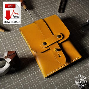 Leathercraft for Beginners: Easy DIY Belted Card Wallet Pattern