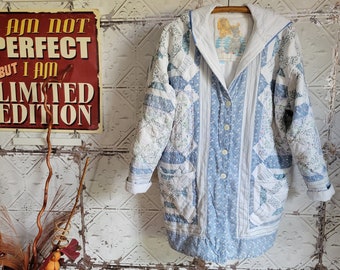 Kreolka Vintage Quilt Coat, lightweight quilt jacket, handmade, white and blue soft, oversized style with hood, pockets and buttons, soft