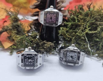 Vintage Watch Ring: Expandable Band, Punk Style square