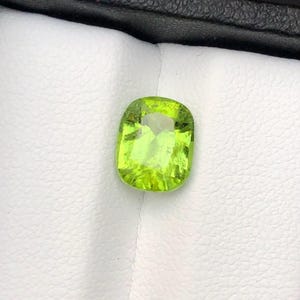 2.95Ct Natural Green Peridot Stone, Cushion Cut Loose Faceted Gemstone - Fine Making Jewelry - August Birthstone - Wedding Ring Stone Gift