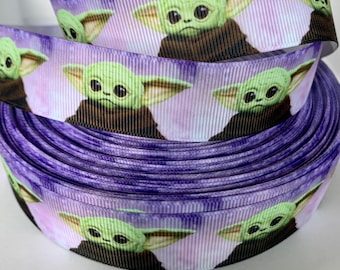 Cinta de grosgrain con el personaje Grogu cortada a medida