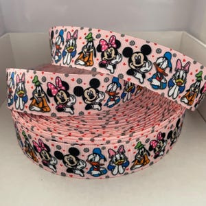Grosgrain lint Mickey en zijn vrienden op maat geknipt