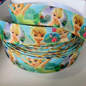 Cinta de grosgrain con el personaje de Campanilla cortada a medida