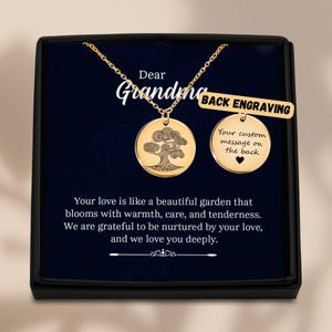 Collana personalizzata per la nonna, ciondolo inciso personalizzato, regalo sentimentale per la nonna, regalo di compleanno, gioiello per la festa della mamma con biglietto con messaggio