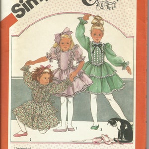 Vintage 1983 Simplicity Pattern 6179 - UNCUT & FACTORY FOLD - Cinderella Dress - Girls Size 6