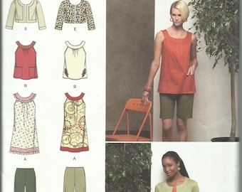 Einfachheits-Muster 2975 Misses&#39; Cropped Hose oder Stadtshorts, Kleid oder Tunika und Jacke - UNCUT und FASSUNGSFALTEN - Größe 6-14