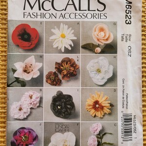 2012 McCALL&#39;s M6523 - Fashion Accessories Flowers - UNCUT & Factory FOLDED