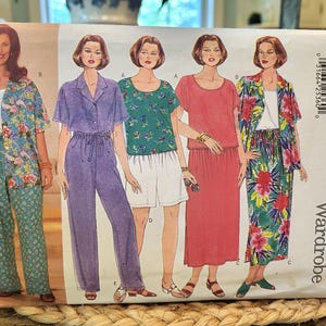 Vintage 1997 BUTTERICK Muster 4950 - Fast & Easy - Damengarderobe - UNCUT und Factory FOLDED - Größen 16W, 18W, 20W