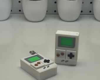 3D Printed Retro Game Console Keychain Set – Mini Gameboy Style Decor & Gift