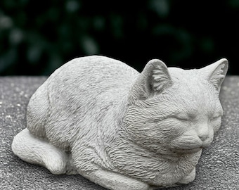 Scultura di gatto addormentato in cemento, statuetta di gattino da esterno, decorazione di gattino in pietra, gattino fatto a mano, ornamento per porta d'ingresso, statua per animali da giardino, regalo per gli amanti