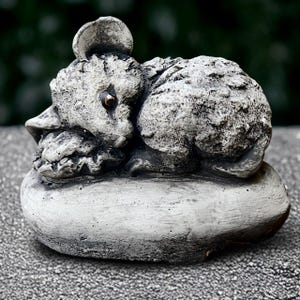 Laying mouse decoration Concrete sleeping mouse statue Cement garden mouse figurine Animal ornament Cute mouse sculpture Stone mouse art
