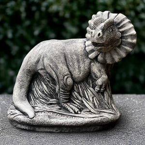 Fantasy dragon sculpture Concrete dragon figurine Cement animal decoration Cement wildlife statue Gothic ornament Front door decor Yard art