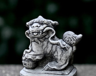 Concrete fu dog statue Chinese guardian lion sculpture Feng Shui protector decoration Stone foo dog ornament Oriental garden sculpture