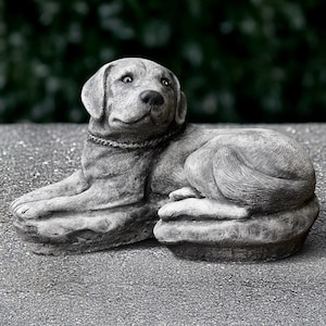Outdoor Labrador figurine Concrete dog sculpture Cement garden pet statue Stone memorial Labrador ornament Labrador lover gift Yard art