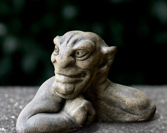 Gothic gargoyle sculpture Concrete monster statue Cement guardian gargoyle ornament Handmade gargoyle decoration Front door figurine Gift
