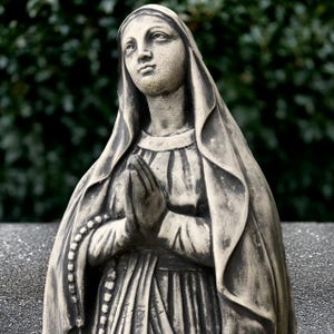 Large Virgin Mary sculpture Sacred garden Madonna statue Outdoor Holy Mother figurine Stone peaceful catholic yard decor Mary lover gift