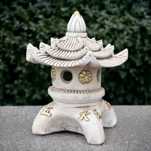 Extra large pagoda statue Concrete lantern pagoda figure Outdoor lantern sculpture Zen garden decoration Asian ornament Japanese lover gift