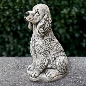 Cocker spaniel sculpture Concrete spaniel figurine Stone dog statue Cement pet ornament Outdoor garden decoration Cement memorial Spaniel