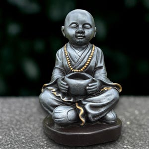 Garden buddha with pot statue Concrete buddha with pot sculpture Outdoor Buddhist ornament Front door decoration Japanese figure Lover gift