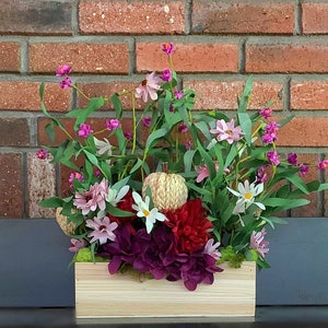 Autumn fall rustic pumpkin floral table - table centerpiece - fall harvest floral arrangement - fall decoration - Thanksgiving table centerp