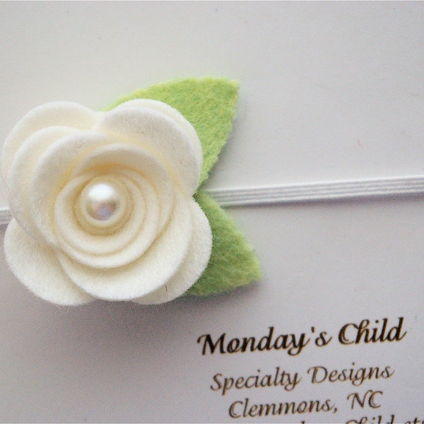 White Felt Flower Headband, Felt Baby Headband, White Baby Headband, White Newborn Headband, Baby Headband, Toddler Headband, Girls Headband