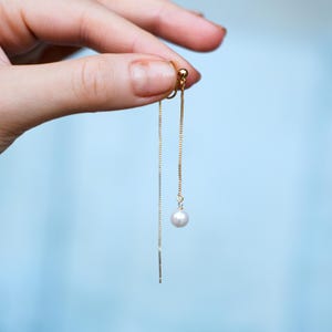 Pearl Clip On Earrings,Dangle Non Pierced Ear,Ear Clip,Gold Minimal Clip On Earring,Gift For Her