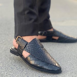 MEN's Handmade Classic Black Peshawari Chappal | Sandal, Textured Leather, genuine leather, leather footwear, leather sandals, gift for him