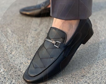 Handmade Black Knitted Leather Loafers: Breathable Penny  display picture 1