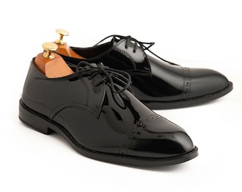 Vintage Flame Skechers | Y2K | Oxford Shoes | Black + White  display picture 1