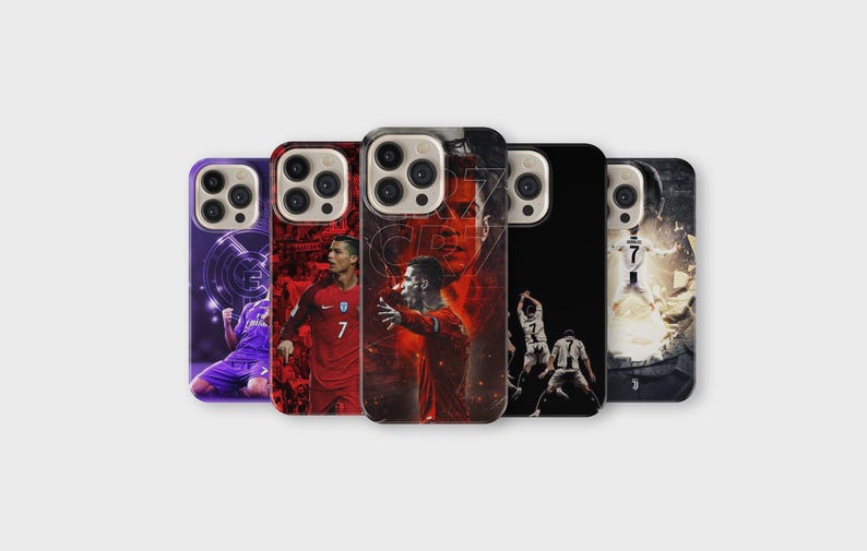 Puede incluir: Una colecci&oacute;n de cinco fundas para tel&eacute;fono con dise&ntilde;os deportivos din&aacute;micos. Las fundas muestran im&aacute;genes vibrantes de atletas en acci&oacute;n, con un enfoque en colores llamativos e iluminaci&oacute;n dram&aacute;tica. Cada funda tiene un dise&ntilde;o diferente, ofreciendo variedad.
