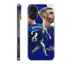 Op de afbeelding: Een blauwe en witte telefoonhoes met een foto van een voetballer die een blauw shirt draagt met nummer 2 en de naam "Palmer" op de rug. De tekst "Cole Palmer" staat onderaan de hoes.