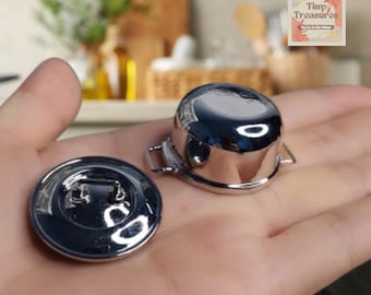 Miniature Alloy Cooking Pot – 1:12 /16 Scale Dollhouse Kitchenware – Tiny Cookware for Mini Food Display