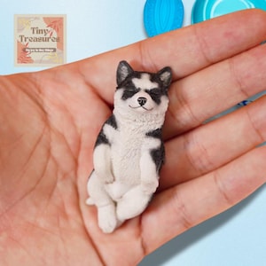 Miniature 1:12 Scale Labrador & Husky Resin Figurines | Tiny Dog Statue | Collectible Puppy Decor | Pet Lover Gift | Dollhouse  Decoration