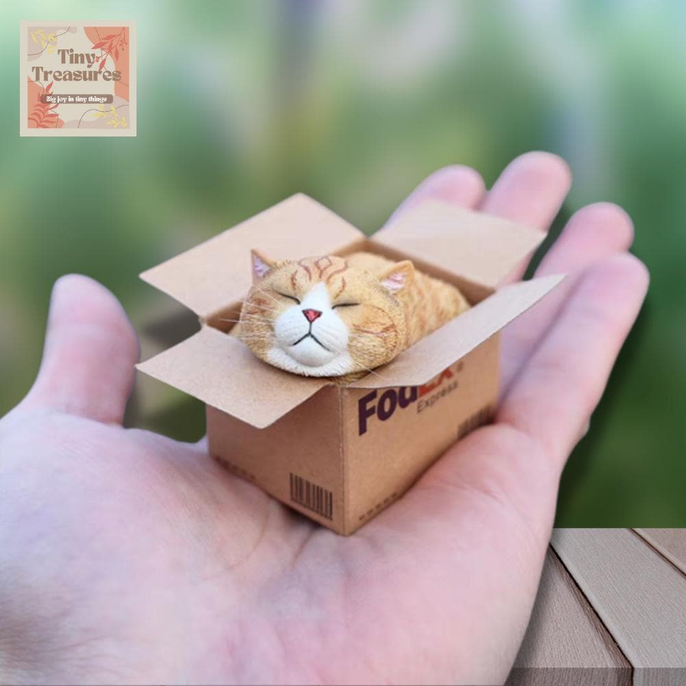 Miniature Mini Cat in Delivery Box –1:12   Tiny Resin Cat Figurine – Kawaii Cat Desk Decor – Cute Gift
